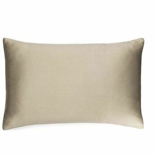 Iluminage Beauty Sleeping Beauty Deluxe Set NWT!